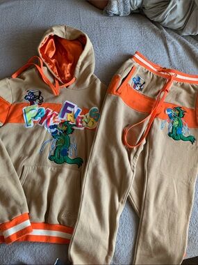 Beige & Orange Graphic Hoodie Joggers Set
